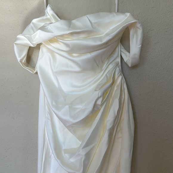 House of CB ‘Delphine’ Ivory Draped Corset Bridal‎ Gown NWOT size XL - Picture 12 of 15